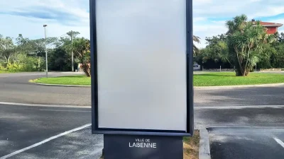 Sucette publicitaire 2 m² Kikaffich – Mobilier urbain d'affichage